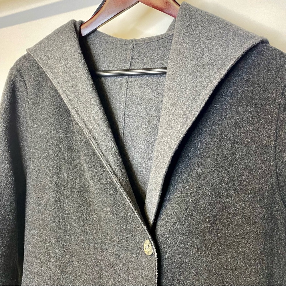 Uniqlo grey wool blend hooded coat - Picture 2 of 10